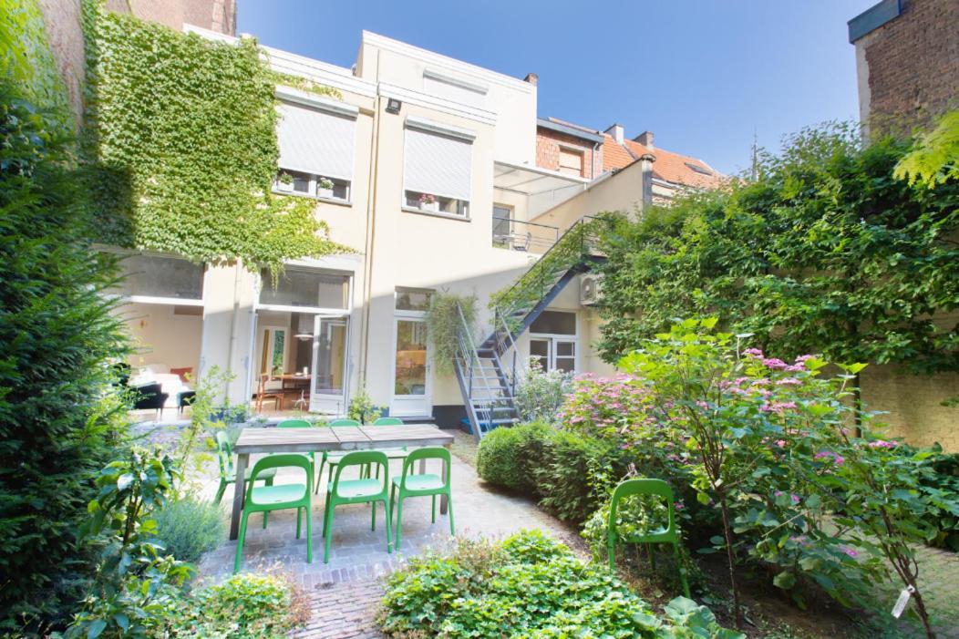 Pauline Loveling Apartment With Quiet Garden And 2 Bathrooms Антверпен Екстер'єр фото
